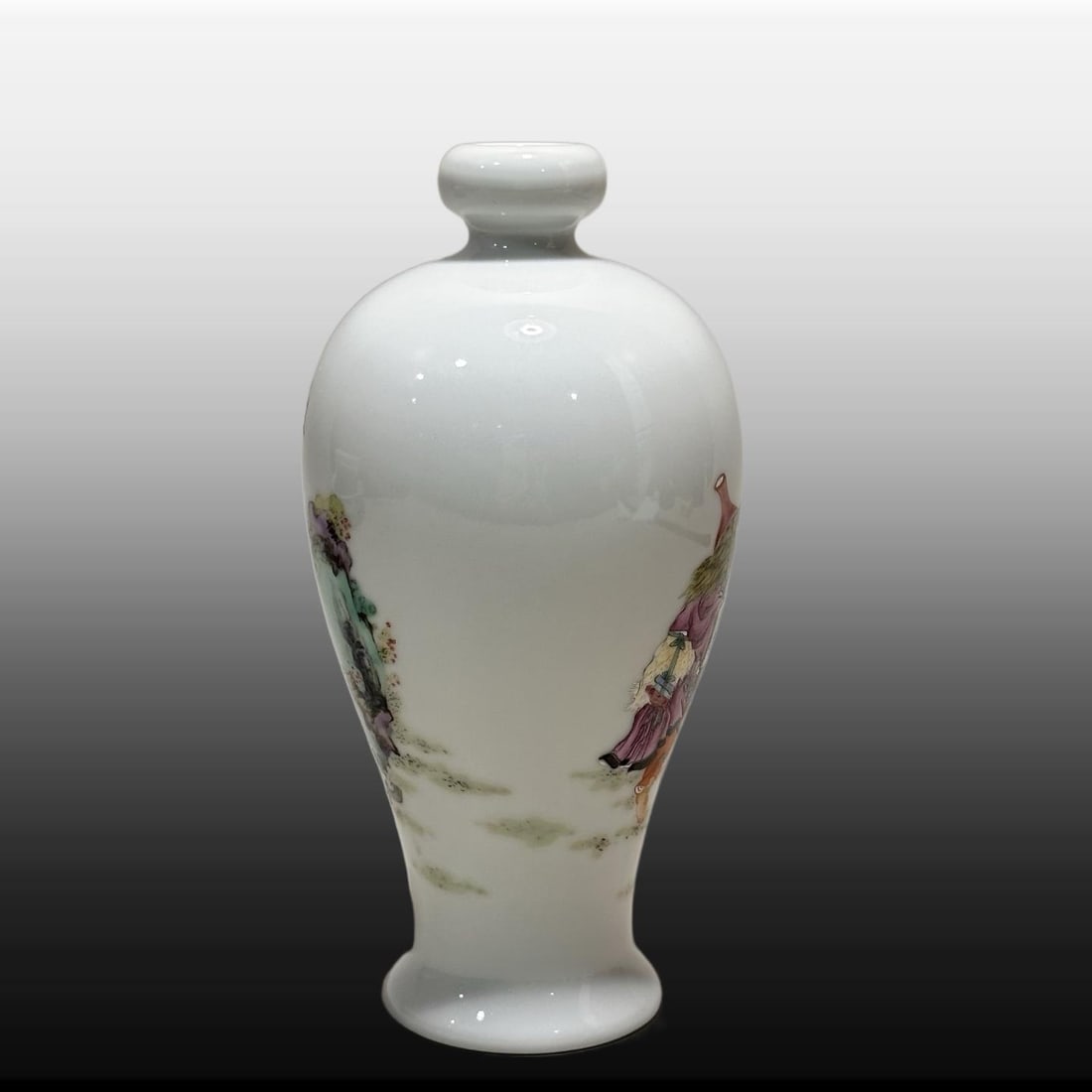 A Exquisite Famille-Rose Figures Pattern Vase - 3