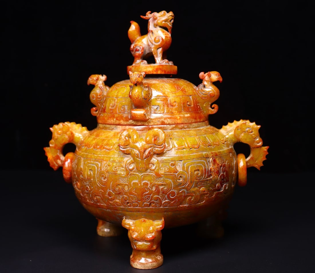 A Exquisite Hotan Jade Beast-legs Censer (1 of 8)