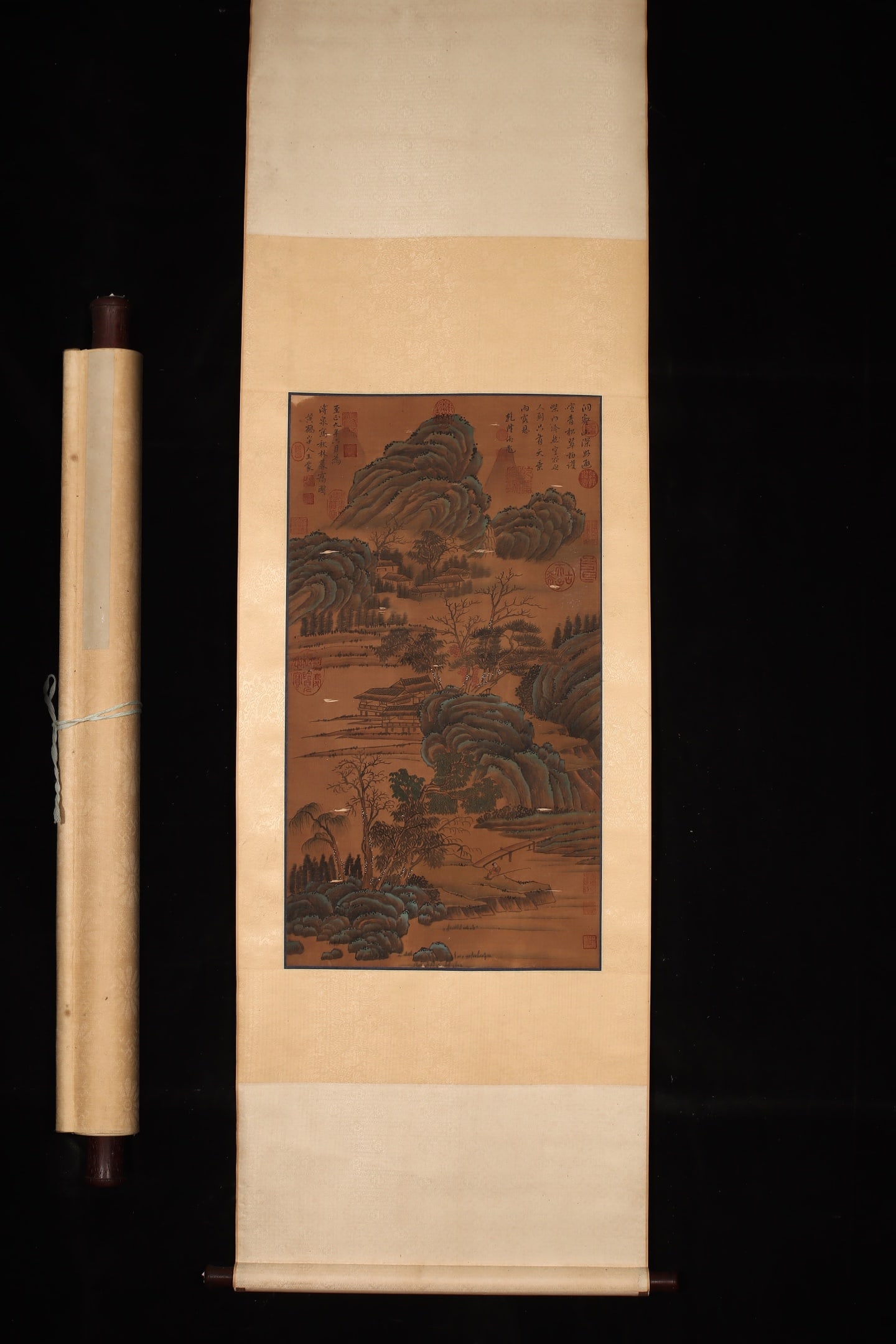 A Chinese Vertical Scroll Ink Painting of Landscape on Silk: A Chinese Vertical Scroll Ink Painting of Landscape on Silk,Yuan Dynasty, China,Wang Meng,without frame size:32.7inx17.7in