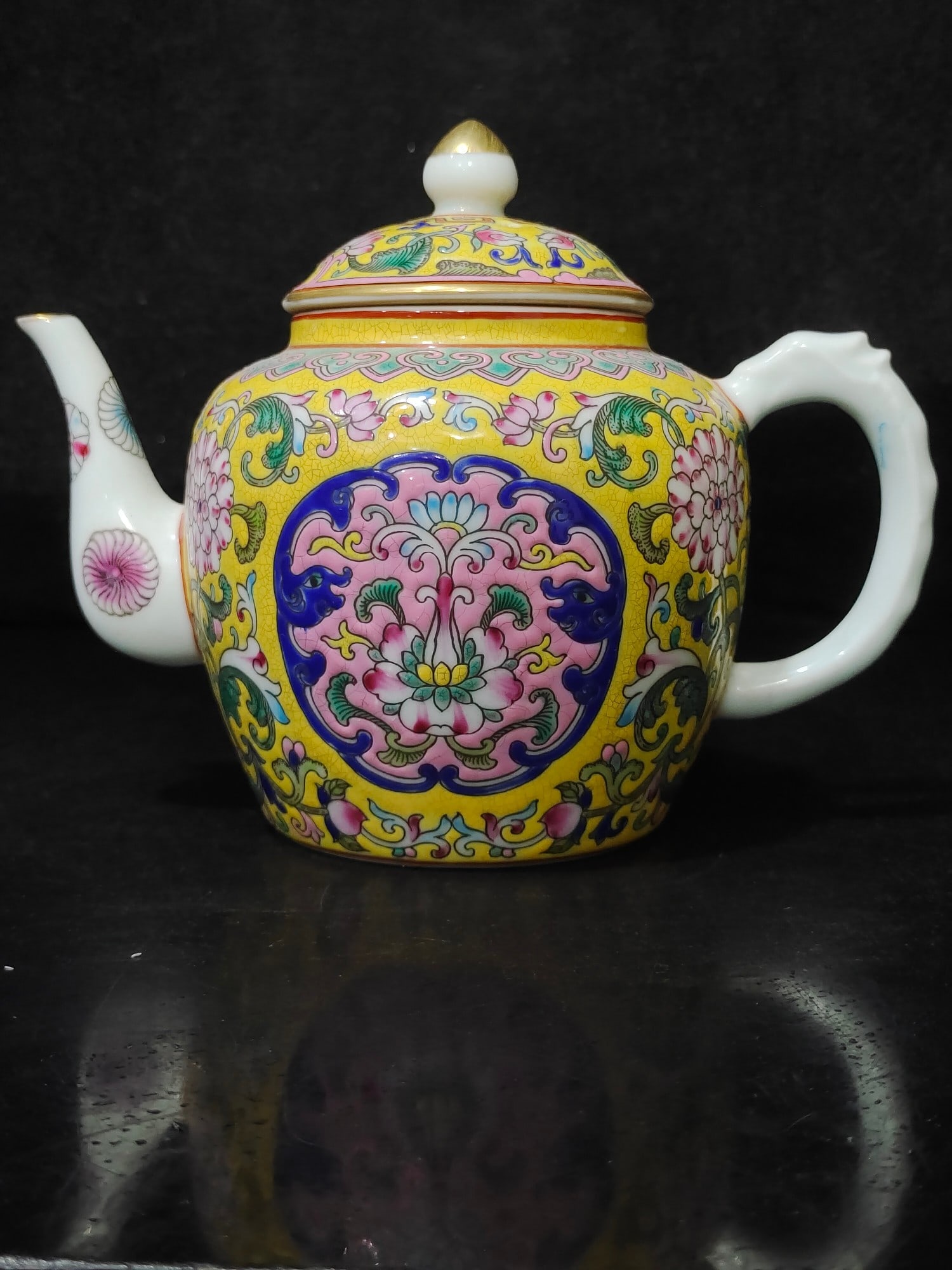 A Exquisite Enamel Lotus Pattern Ewer - 2