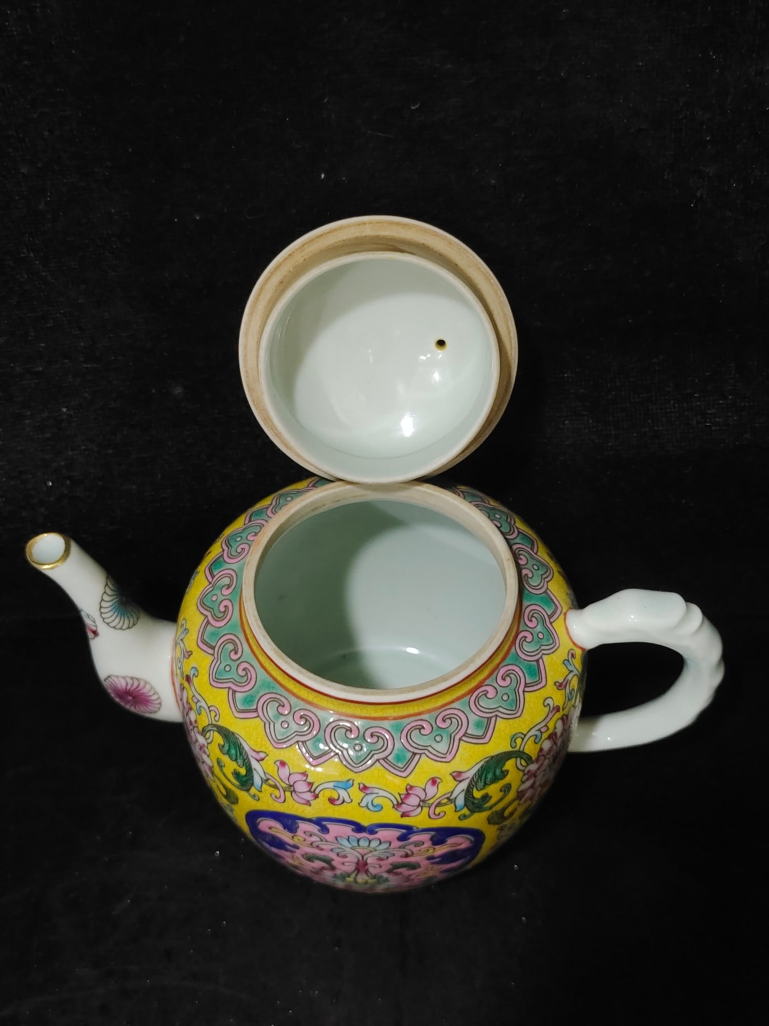 A Exquisite Enamel Lotus Pattern Ewer - 4