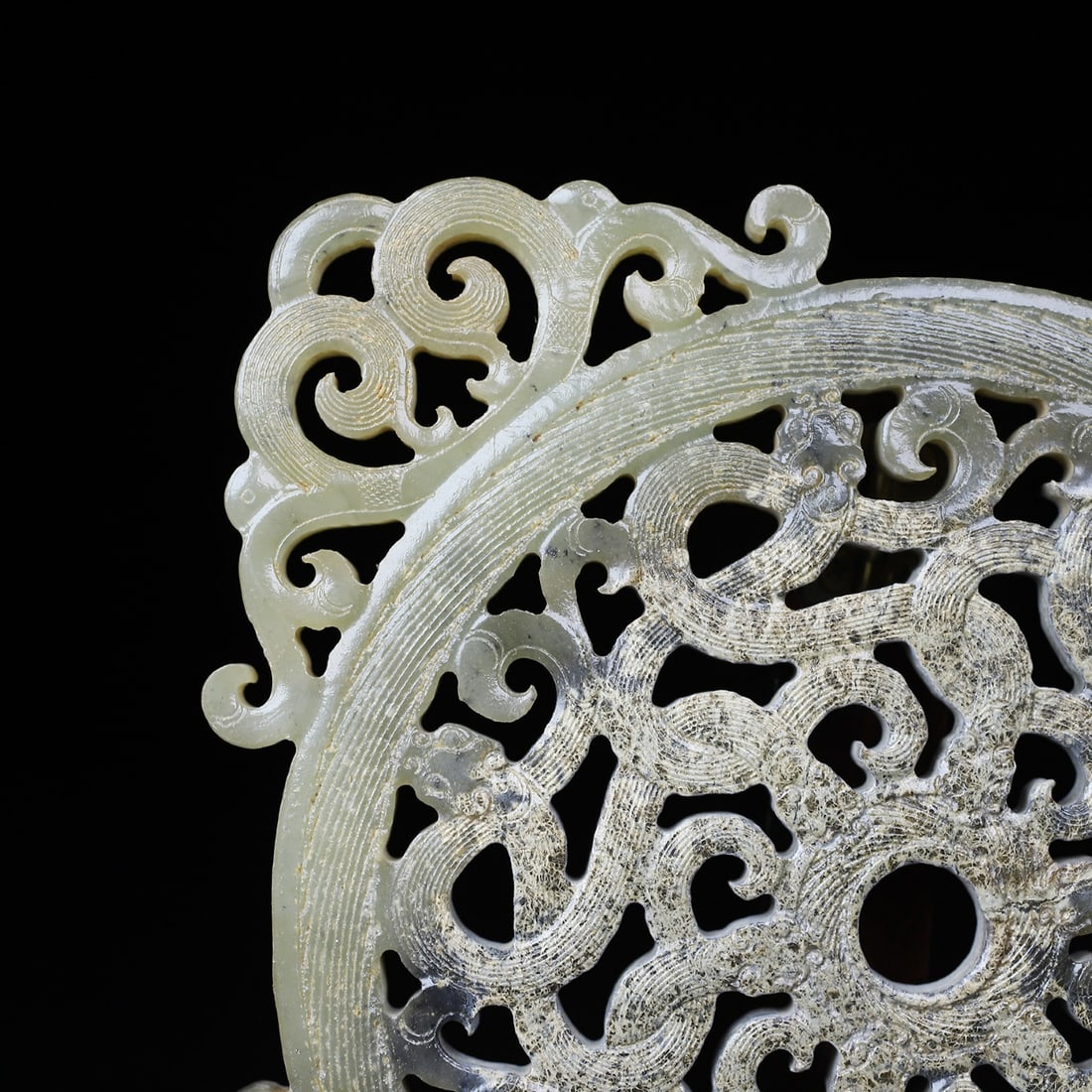 A Exquisite Hotan Jade Dragon Pattern Jade Pendant - 3