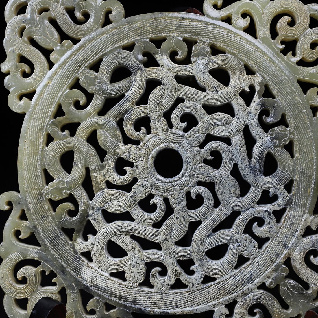A Exquisite Hotan Jade Dragon Pattern Jade Pendant - 8