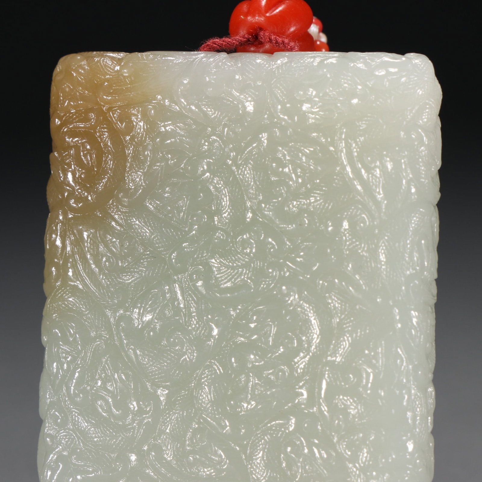 A Exquisite Hotan Jade Dragon Pattern Jade Pendant - 2