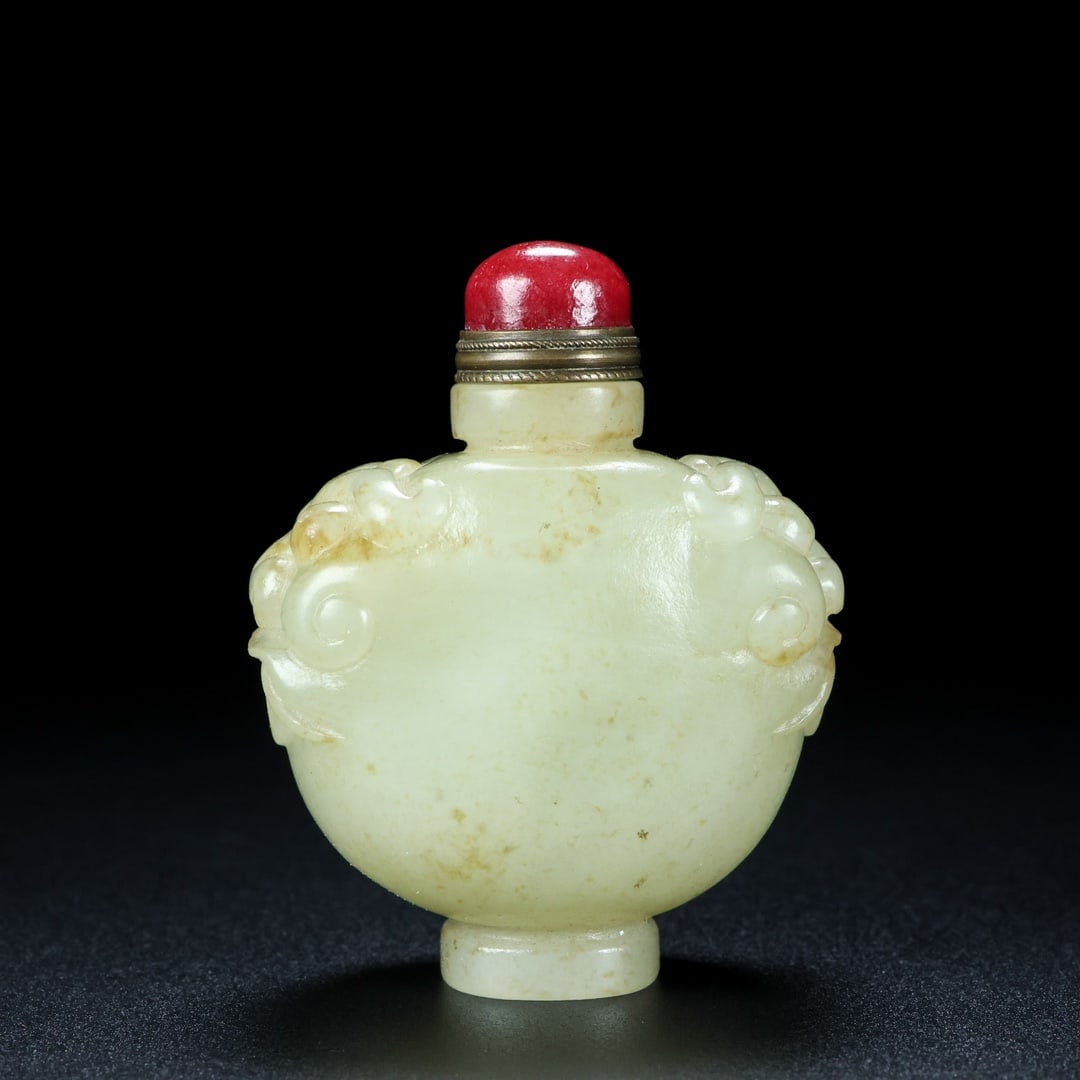 A Exquisite Hotan Jade Beast-Face Snuff Bottle (1 of 9)