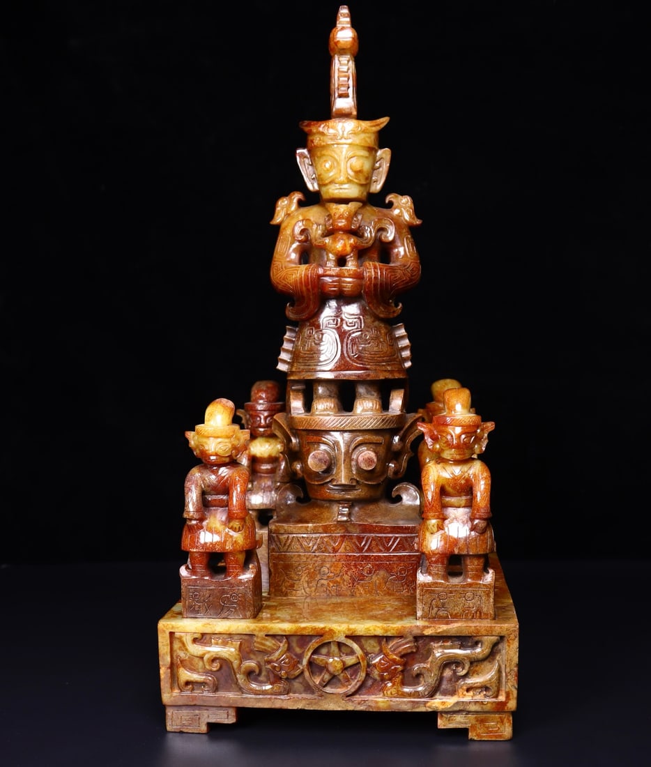 A Set of Exquisite Hotan Jade Figures Ornament: A Set of Exquisite Hotan Jade Figures Ornament,Han Dynasty, China,Size:3.2inx2.6inx12.6in(LargeSeal),1.4inx1.1inx4.1in(SmallSeal),6.7inx6.7inx2.2in(BasePlate),Weight:6486g 一套和