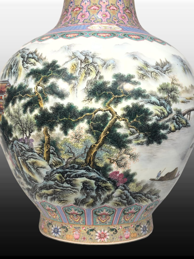 A Exquisite Enamel Landscape Pattern Vase - 3