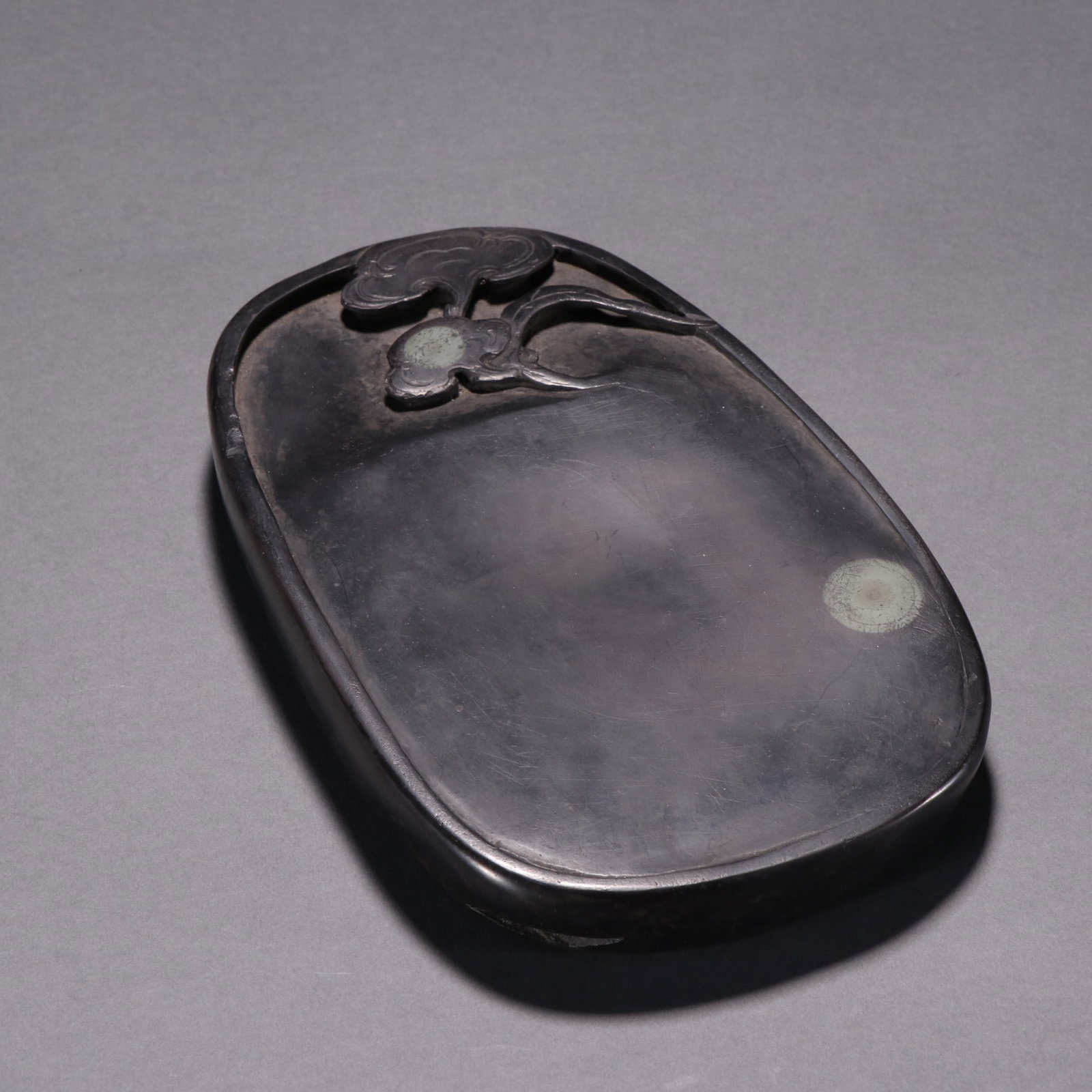 A Exquisite Ganoderma lucidum Pattern Inkstone: A Exquisite Ganoderma lucidum Pattern Inkstone,Qing Dynasty, China,With Mark,Size:1.2inx7.9inx4.9in 灵芝纹砚台,中国清代,带款