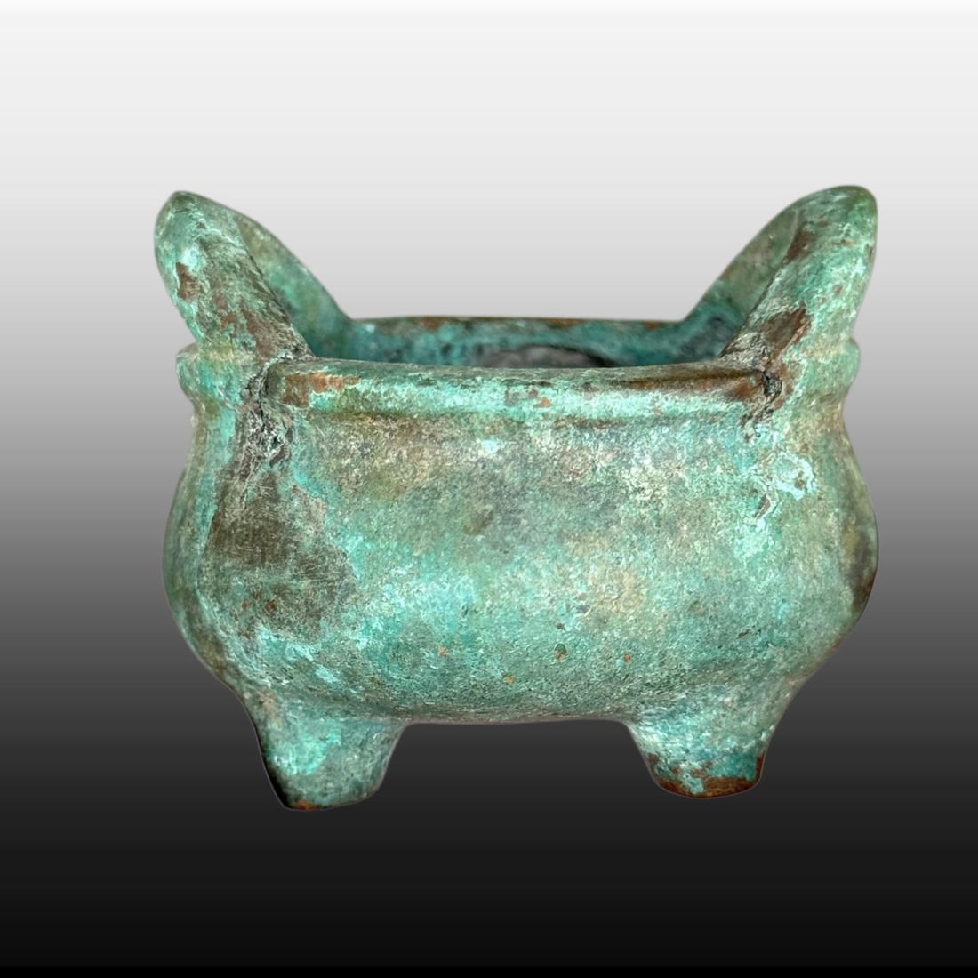 A Exquisite Copper Tripod Censer - 3