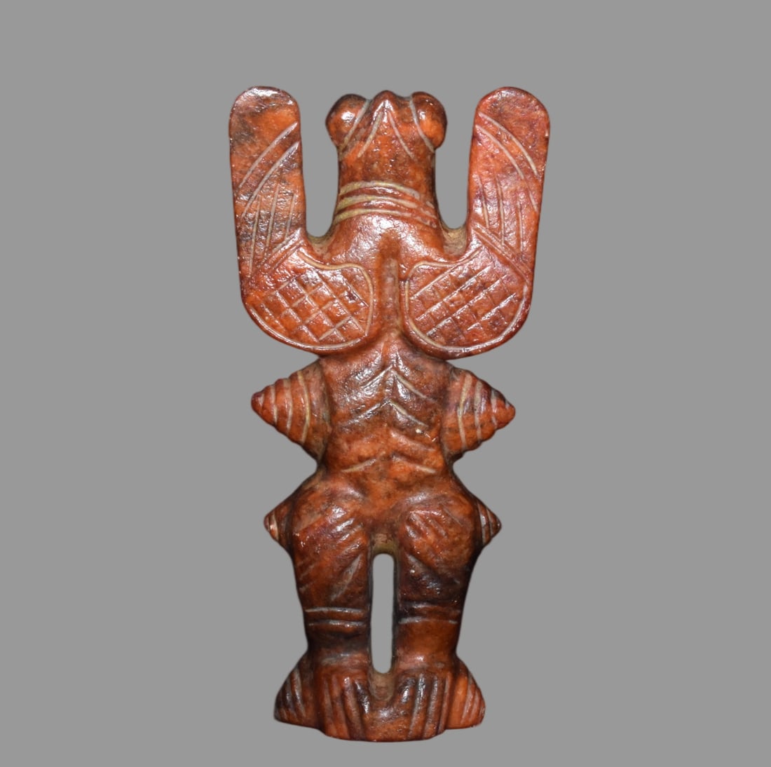 A Exquisite Hemoyu Frog: A Exquisite Hemoyu Frog,Ancient Time, China,Size:8.5inx4.1in,Weight:940g 河磨玉蛙,远古时期