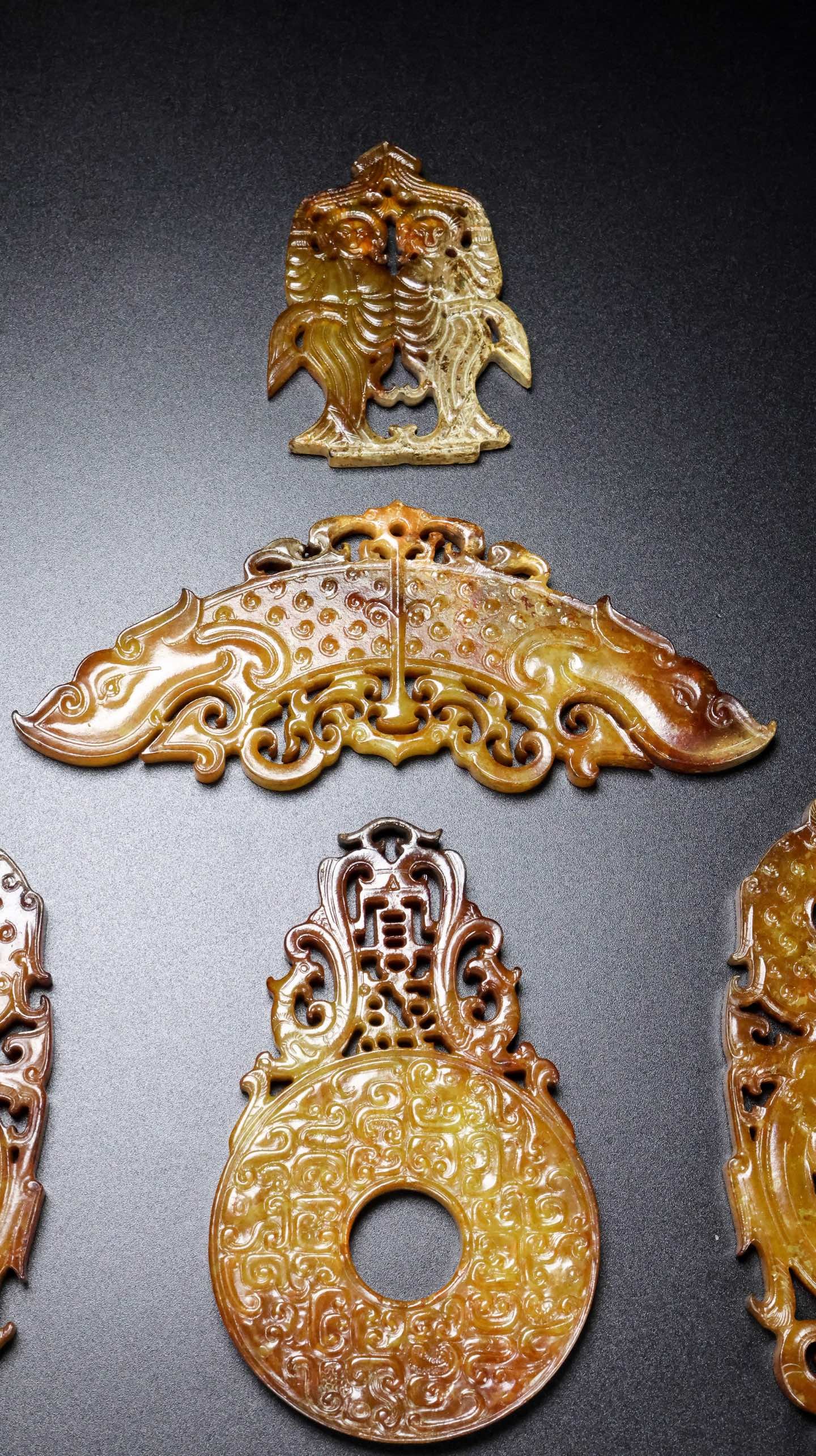 A Set of Exquisite Hotan Jade Bi - 3