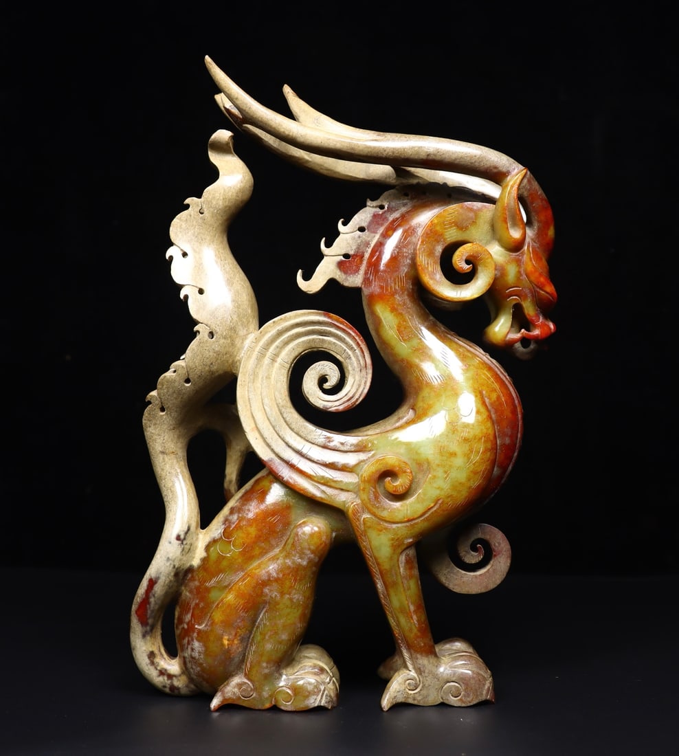 A Exquisite Hotan Jade Auspicious Beast Ornament: A Exquisite Hotan Jade Auspicious Beast Ornament,Han Dynasty, China,Size:5.2inx2.2inx8.2in,Weight:1165g 和田玉瑞兽摆件,中国汉代