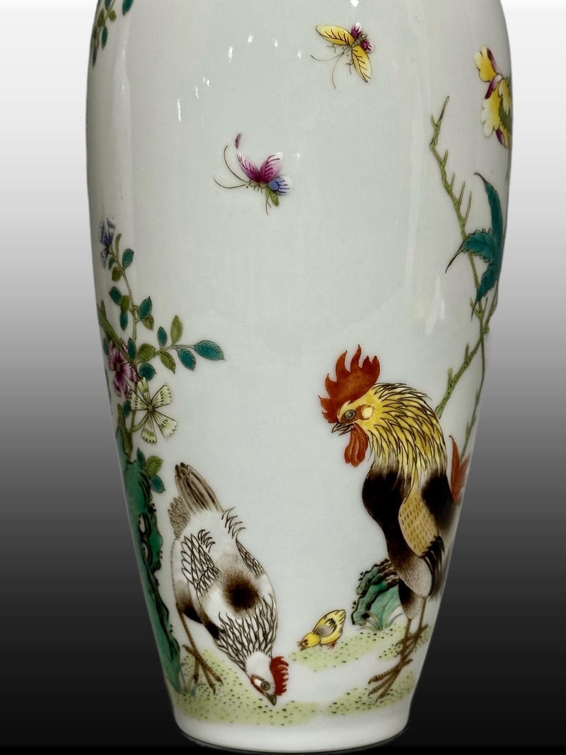 A Exquisite Enamel Fowl Pattern Vase - 5