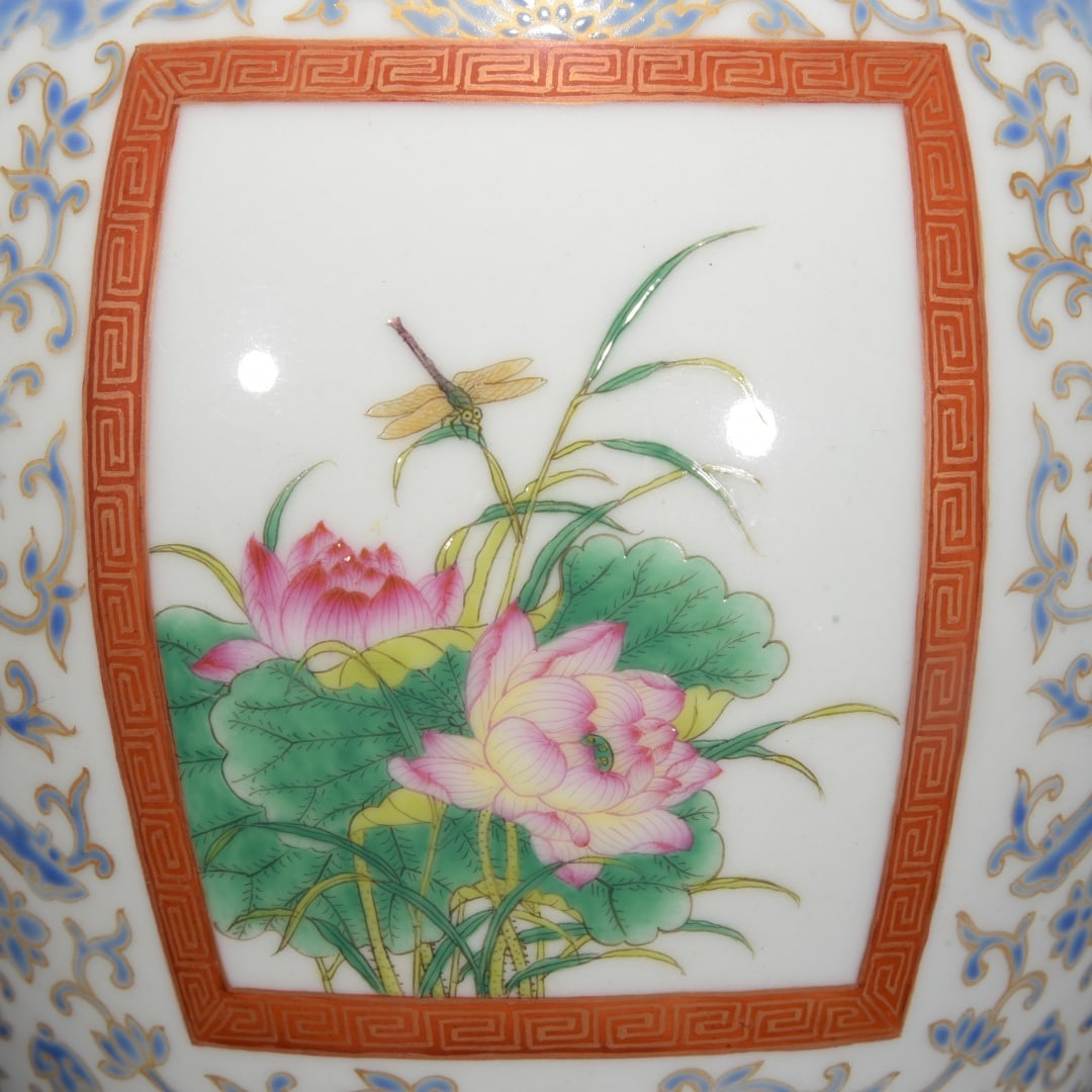 A Exquisite Famille-Rose Gilt Flower Pattern Double-Ears Vase - 5