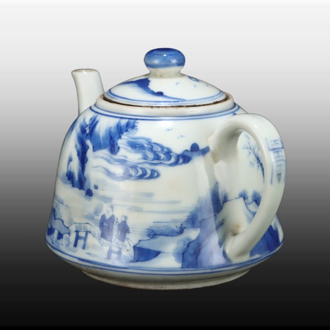 A Exquisite Blue and White Landscape Pattern Ewer - 3