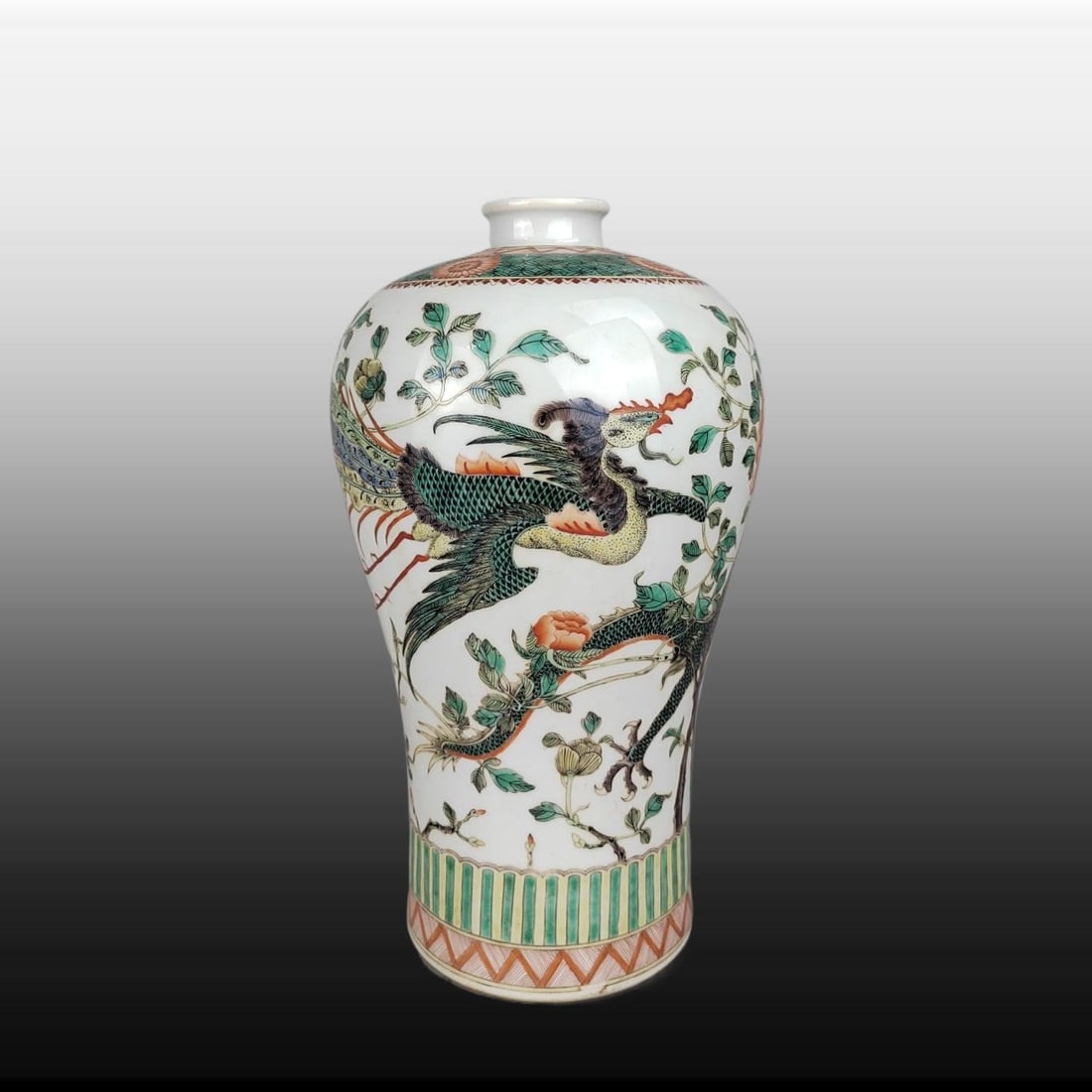 Wucai Dragon and Phoenix Pattern Vase - 2