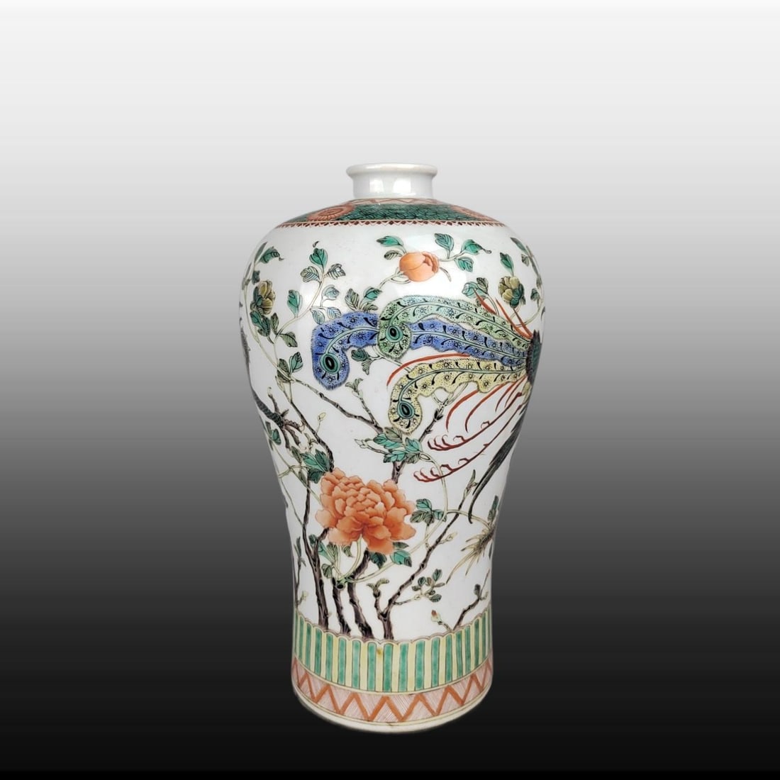Wucai Dragon and Phoenix Pattern Vase - 5