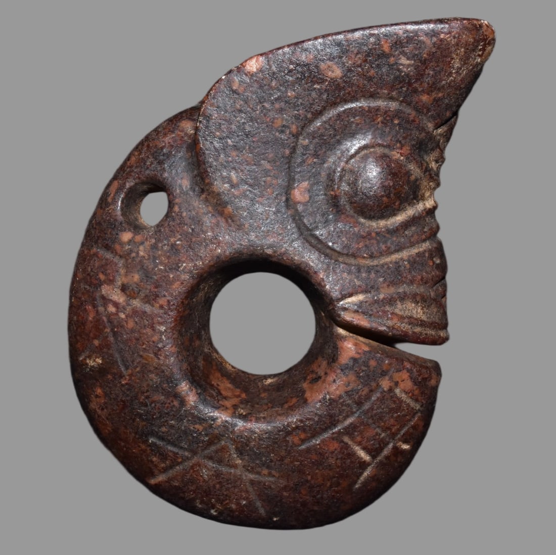 A Exquisite Hemoyu Pig Dragon: A Exquisite Hemoyu Pig Dragon,Ancient Time, China,Size:4.9inx6.5in,Weight:1020g 河磨玉猪龙,远古时期