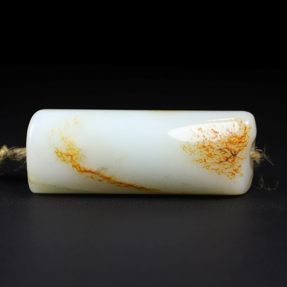 A Exquisite Hotan Jade Handheld Carving: A Exquisite Hotan Jade Handheld Carving,Han Dynasty, China,Size:4.2inx1.5inx1.2in,Weight:266.8g 和田玉手把件,中国汉代