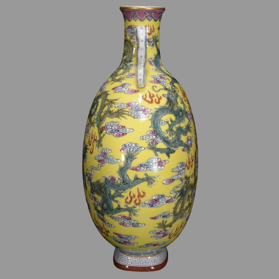 A Exquisite Yellow Glazed Dragon Pattern Vase - 2