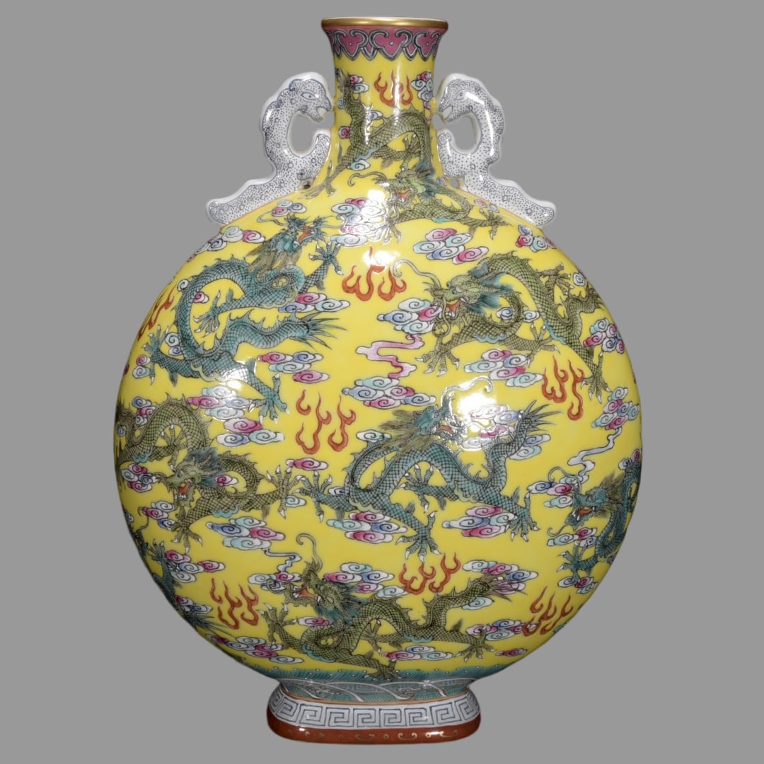 A Exquisite Yellow Glazed Dragon Pattern Vase - 3