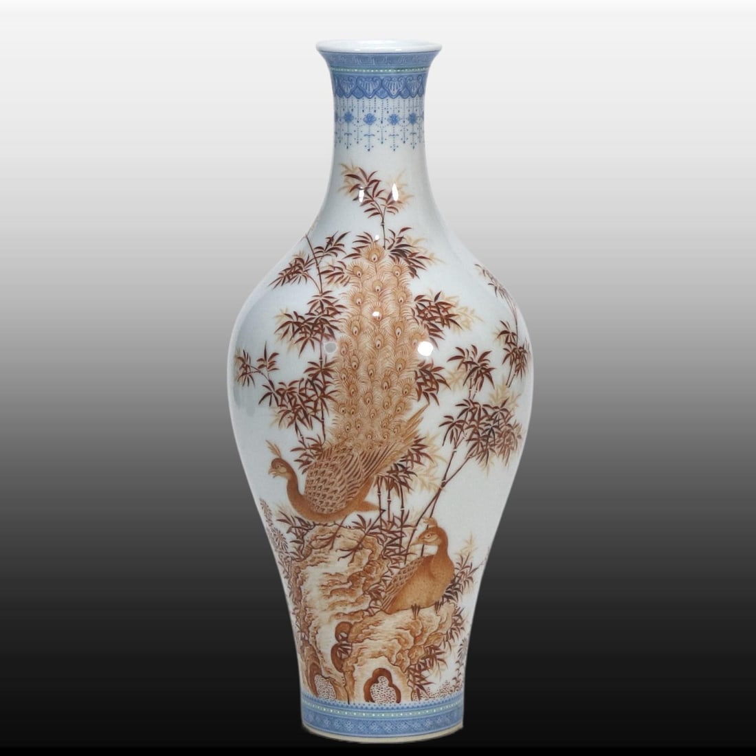 A Exquisite Iron Red Flower and Bird Pattern Vase: A Exquisite Iron Red Flower and Bird Pattern Vase,Qing Dynasty, China,Yongzheng Six-character Mark,Size:8.5in 矾红花鸟纹瓶,中国清代,雍