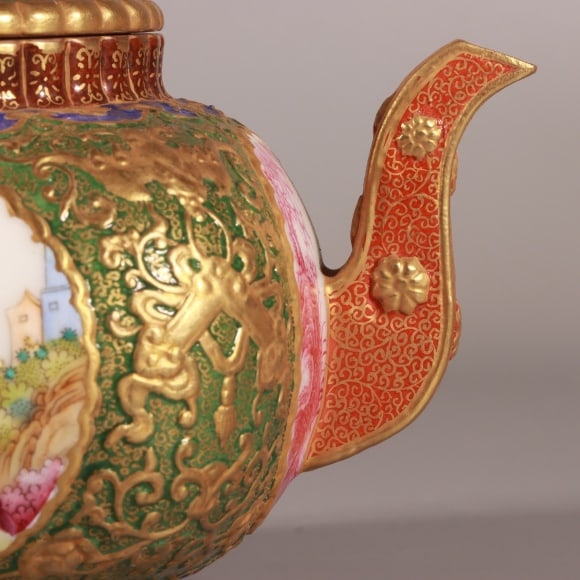 A Exquisite Enamel Green Ground Figures Pattern Teapot - 4