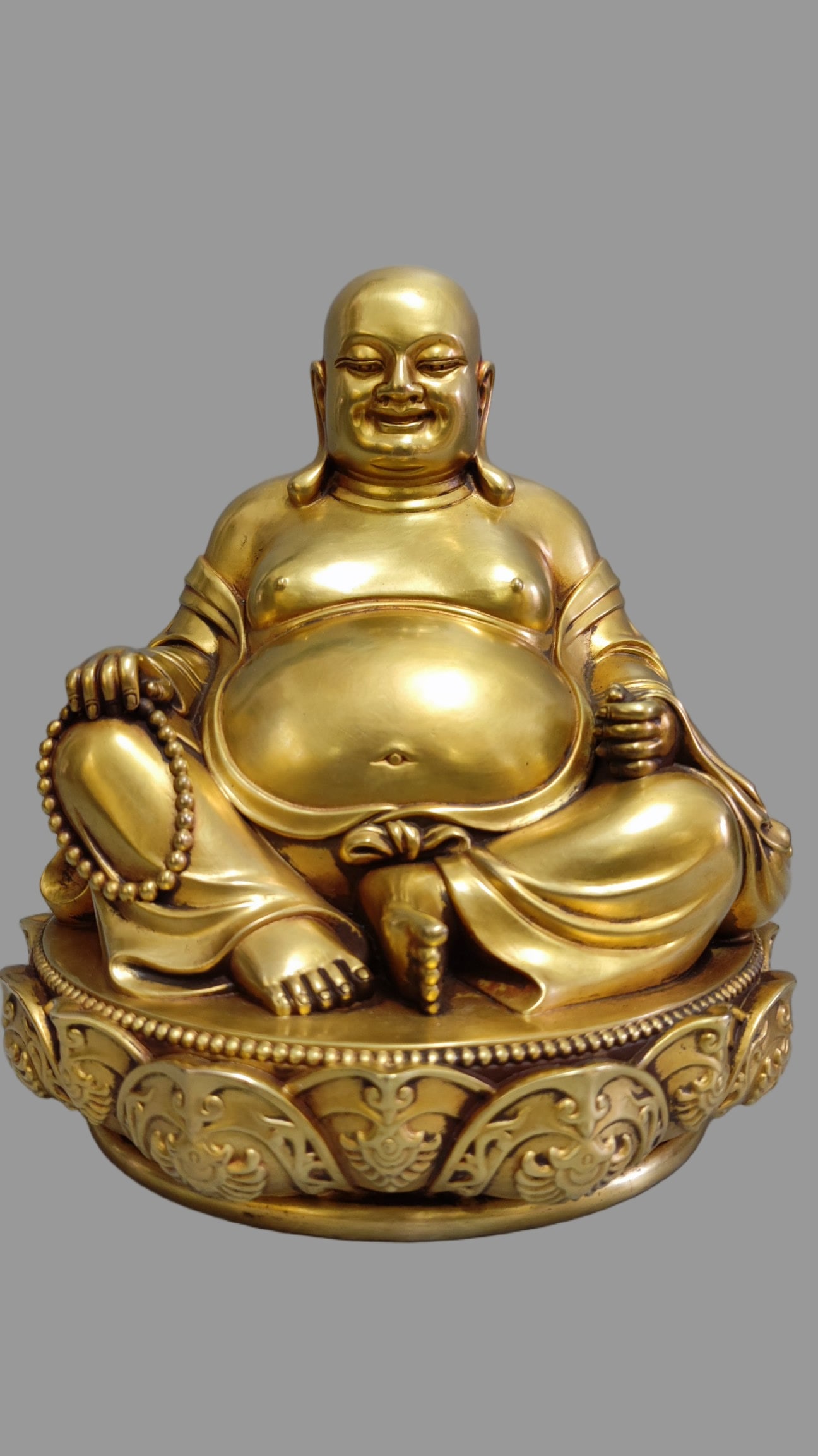 A Exquisite Gilt Bronze Statue of Maitreya Buddha Ornament: A Exquisite Gilt Bronze Statue of Maitreya Buddha Ornament,Ming Dynasty, China,Yongle Six-character Mark,Size:7.5inx6.7in,Weight:4650g