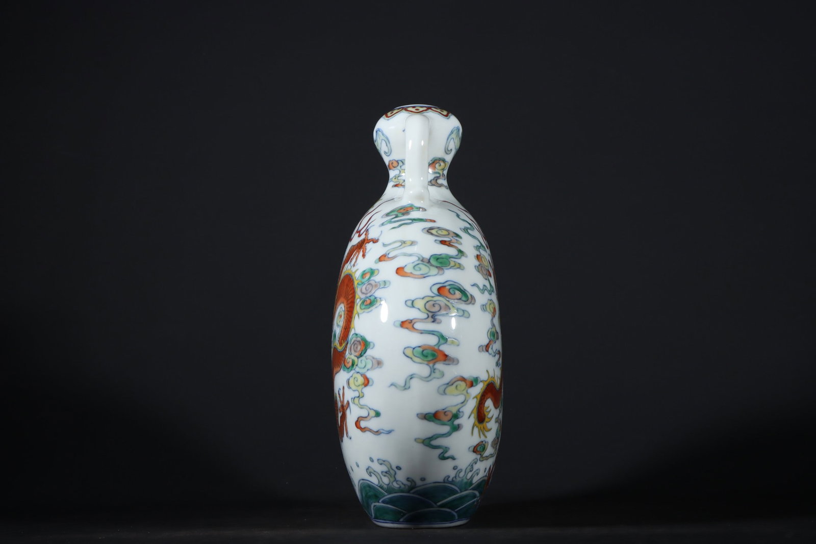 A Exquisite Doucai Seawater Pattern Dragon Pattern Vase - 5