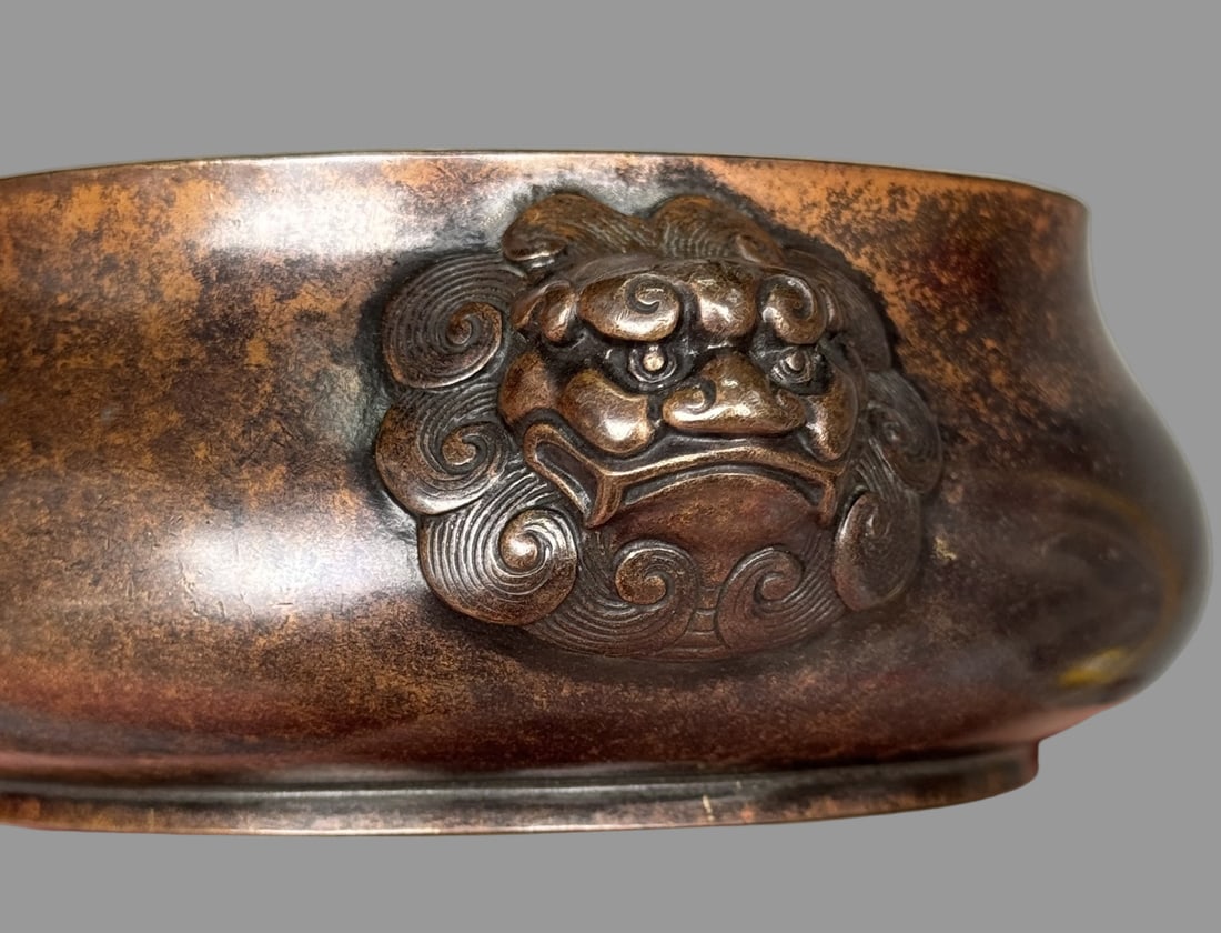 A Exquisite Copper Lion-Ears Censer: A Exquisite Copper Lion-Ears Censer,Ming Dynasty, China,Xuande Six-character Mark,Size:4.8in,Weight:1230g