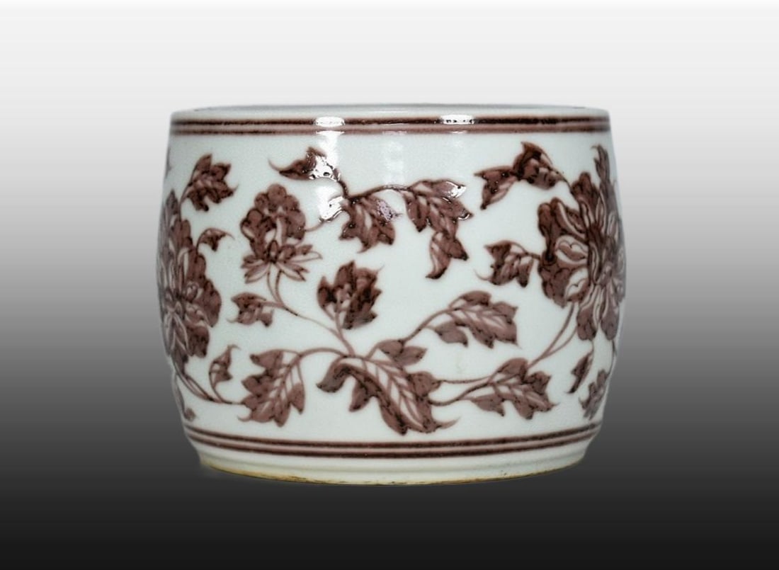 A Exquisite Underglaze-Red Lotus Pattern Jar - 2