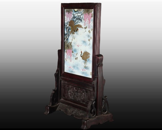 A Exquisite Famille-Rose Crane Pattern Screen - 2