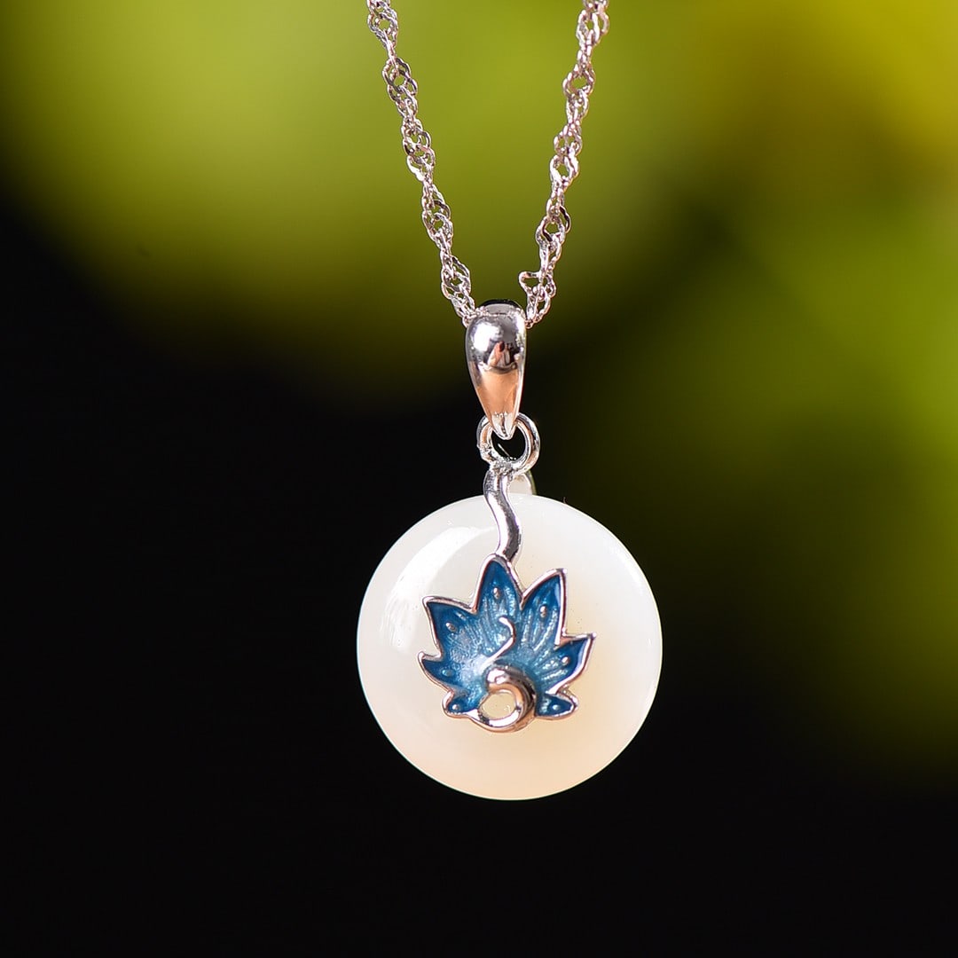 A Exquisite Silver-Inlaid Hotan Jade Flower Pendant (1 of 5)