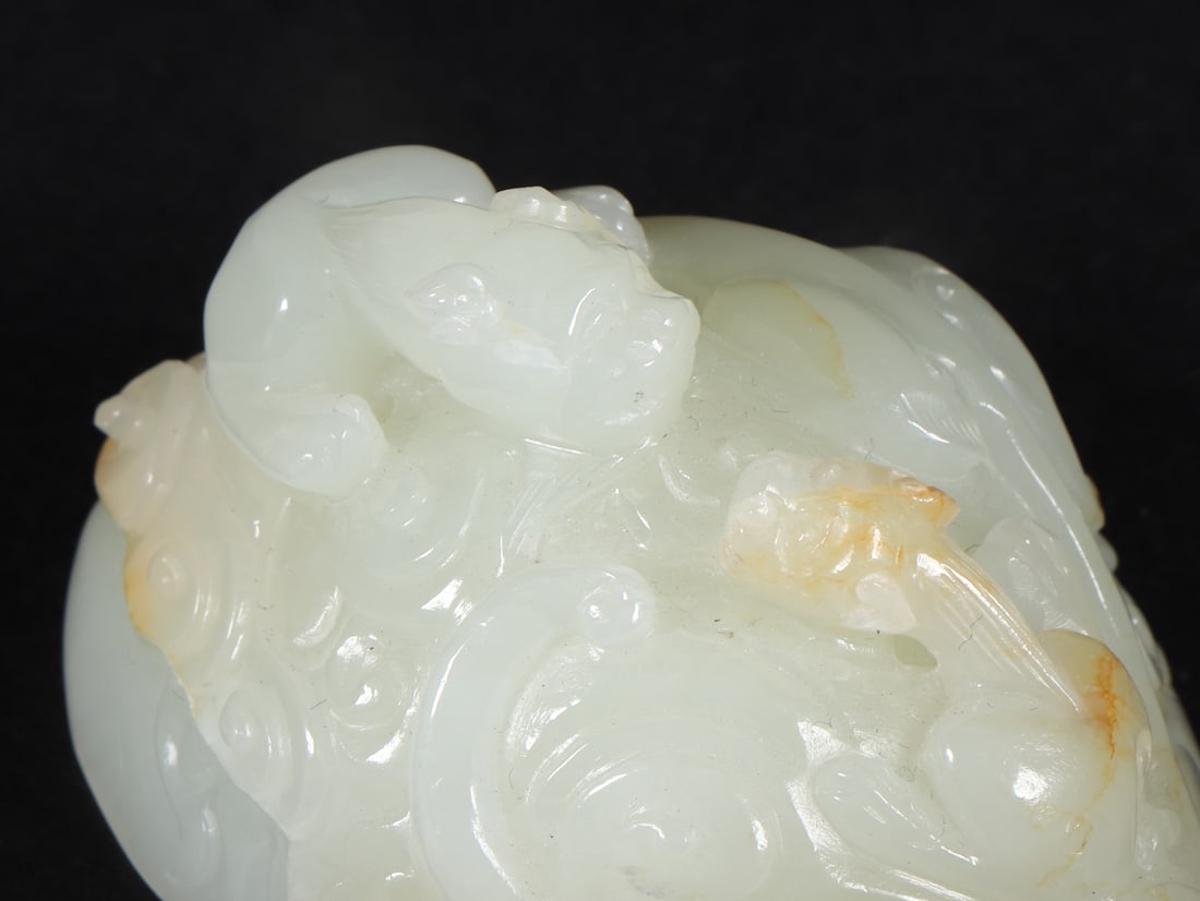 An Exquisite White Jade Dragon Pattern Ornament - 7