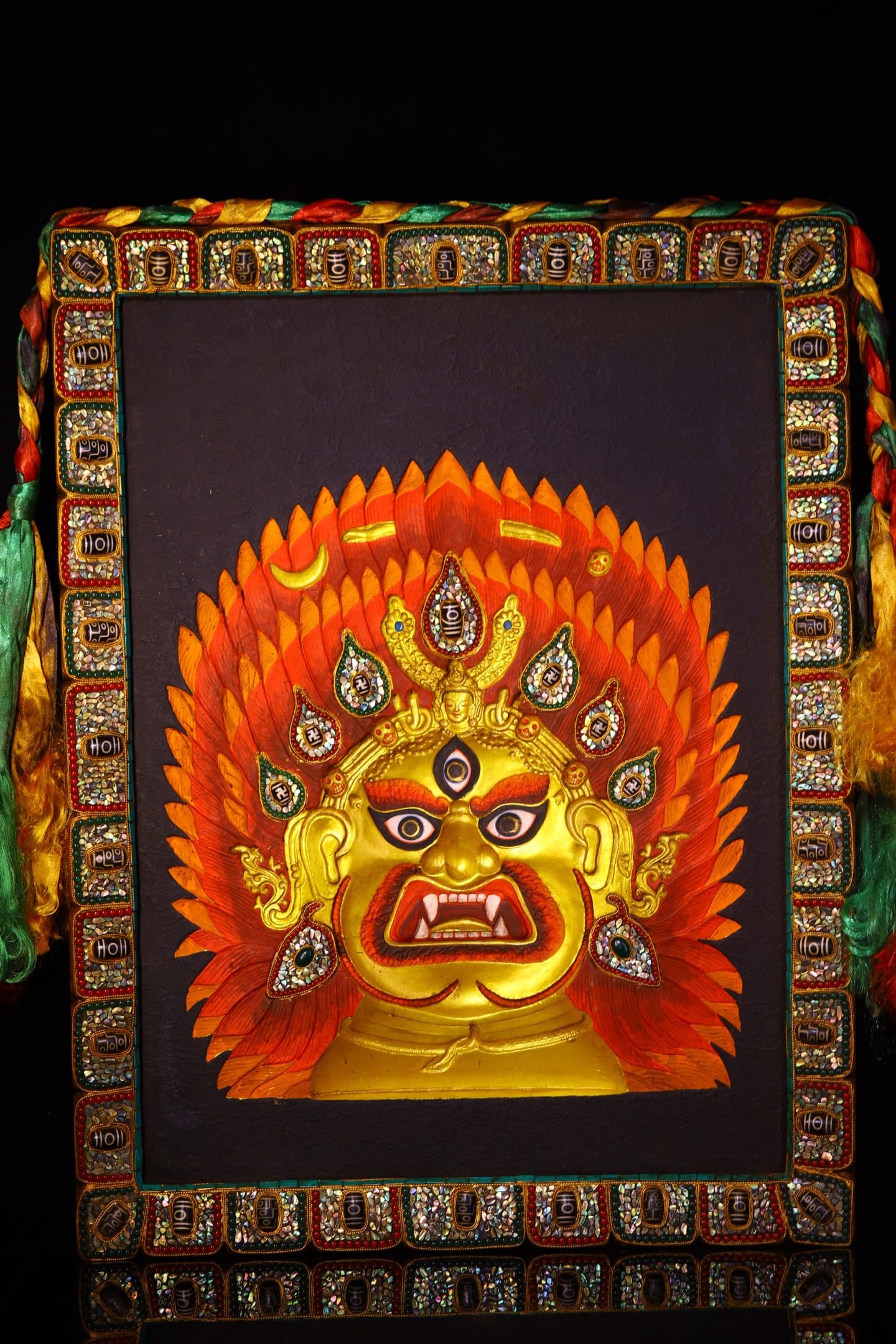 An Exquisite Wooden Inlaid Gems Statue of Vajra Tangka: An Exquisite Wooden Inlaid Gems Statue of Vajra Tangka Qing Dynasty, China Size:26inx20.1inx3in