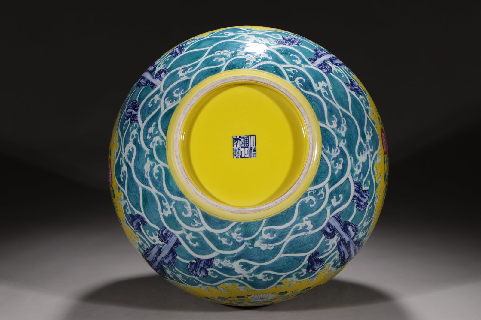 An Exquisite Doucai Lotus Pattern Eight Treasures Pattern Vase - 8
