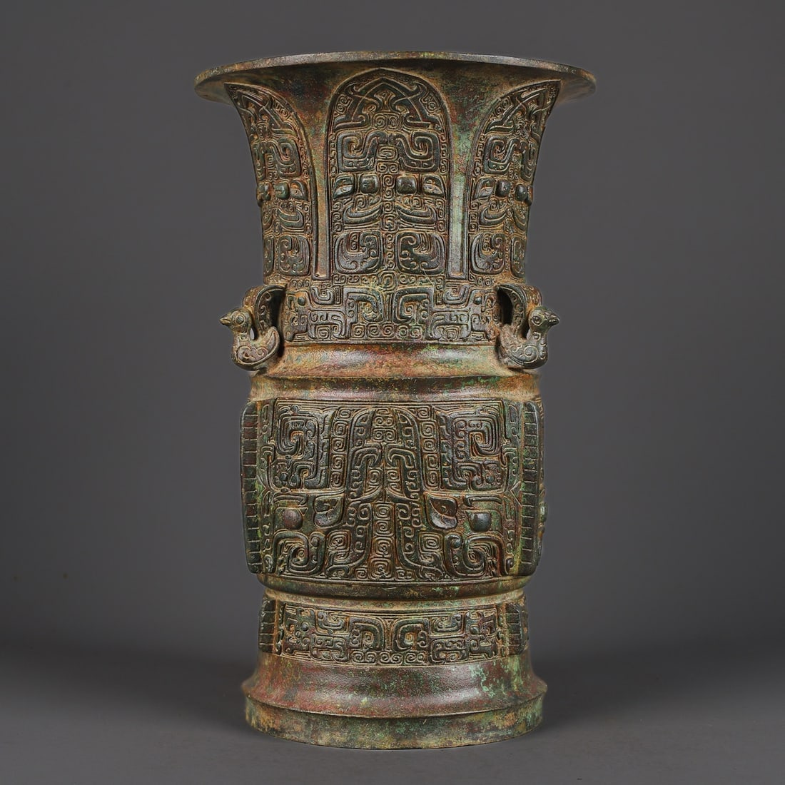 An Exquisite Bronze Beast-Face Pattern Vase - 5