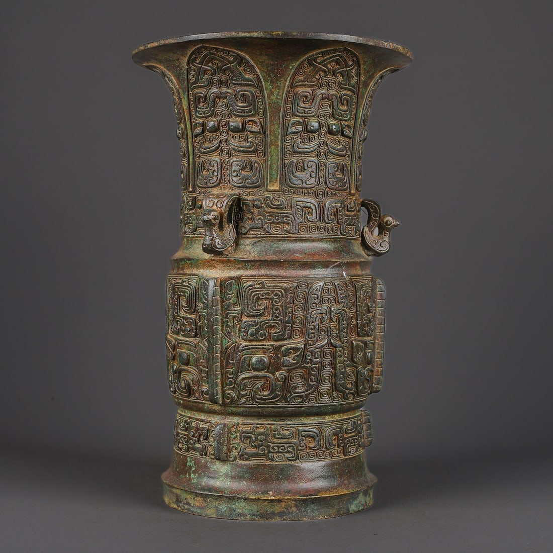 An Exquisite Bronze Beast-Face Pattern Vase - 8