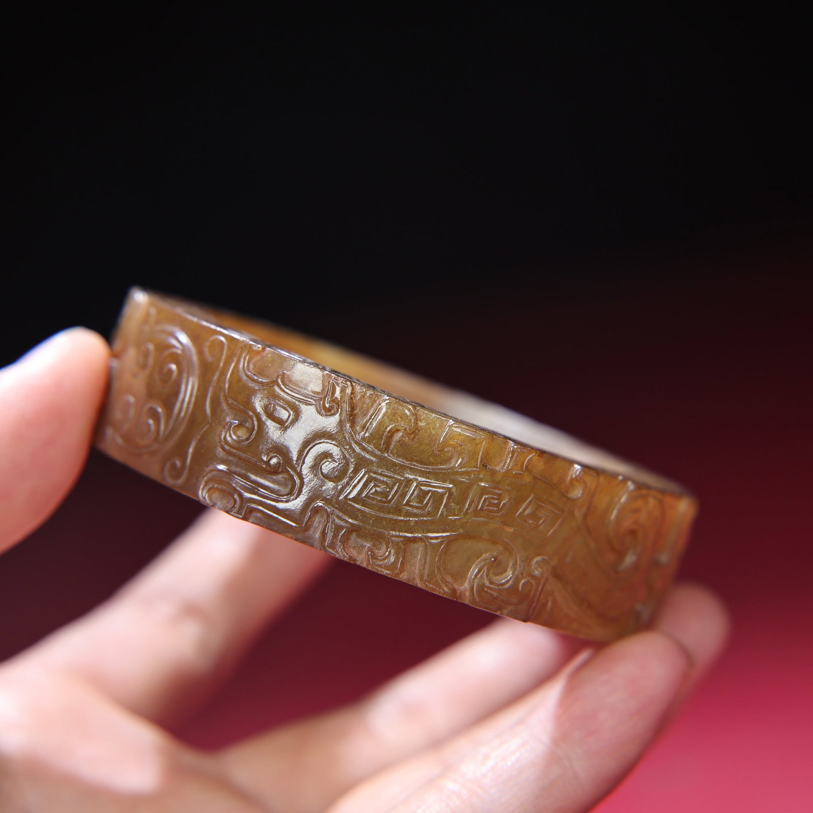 An Exquisite White Jade Dragon Pattern Bracelets - 3