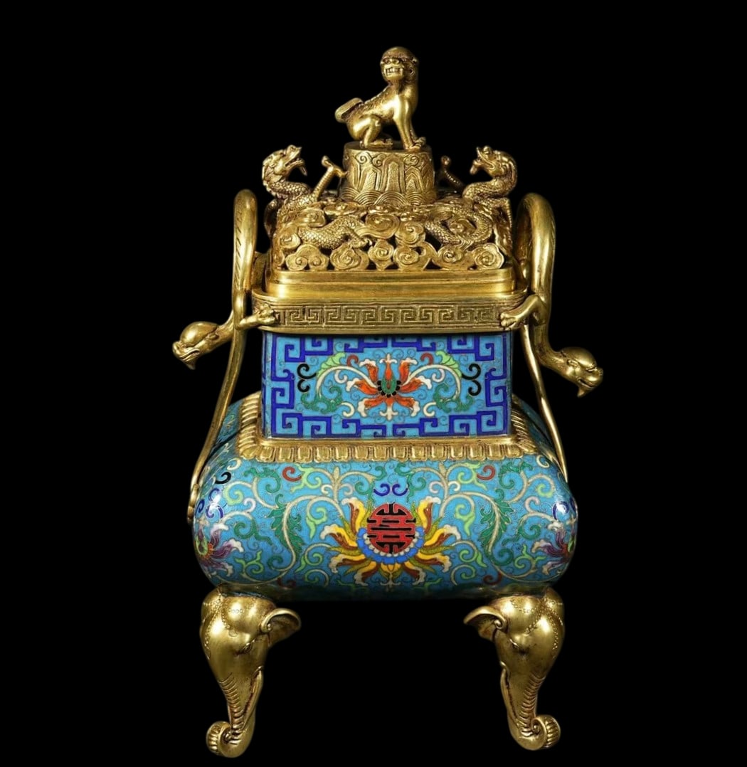 A Exquisite Cloisonne Lotus Pattern Dragon Pattern Censer: A Exquisite Cloisonne Lotus Pattern Dragon Pattern Censer Qing Dynasty, China Qianlong Four-character Mark Size:14.2inx7.5in