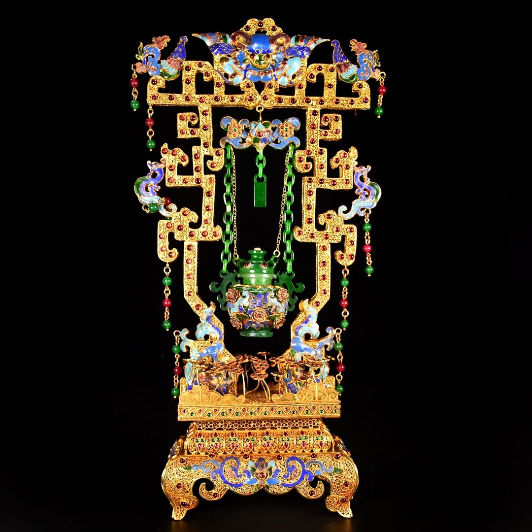 An Exquisite Gilt Bronze Inlaid Jadeite Vase Ornament (1 of 9)