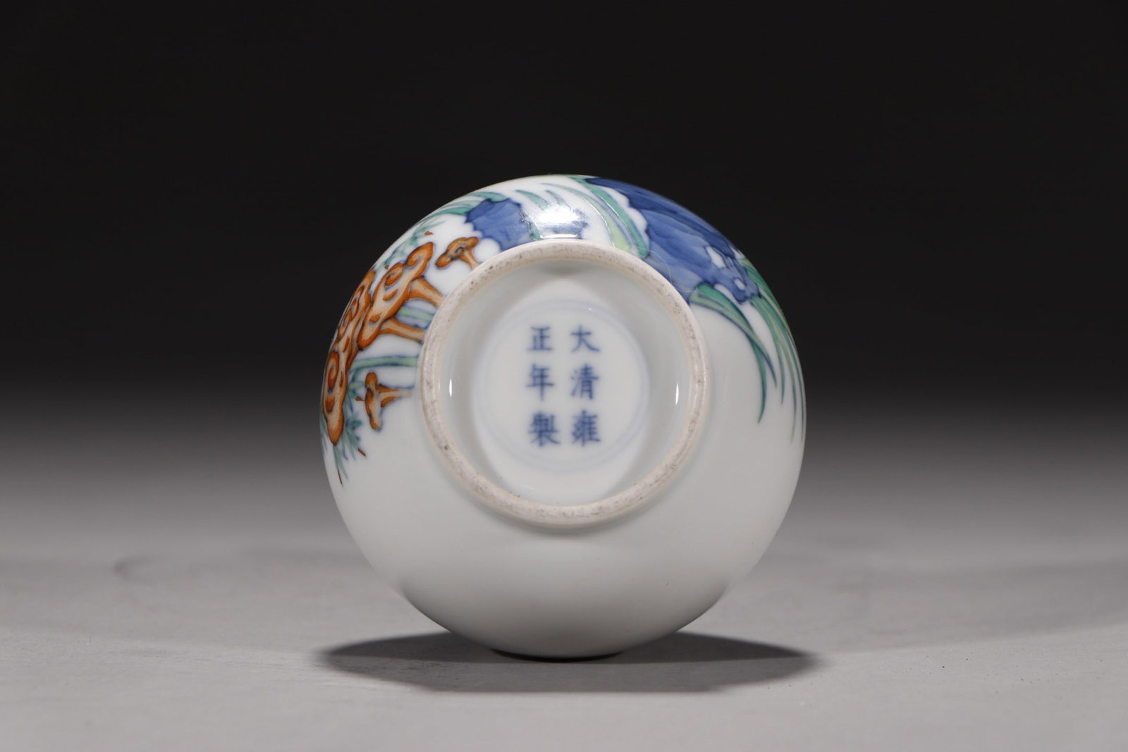 An Exquisite Doucai Bamboo Pattern Vase - 9