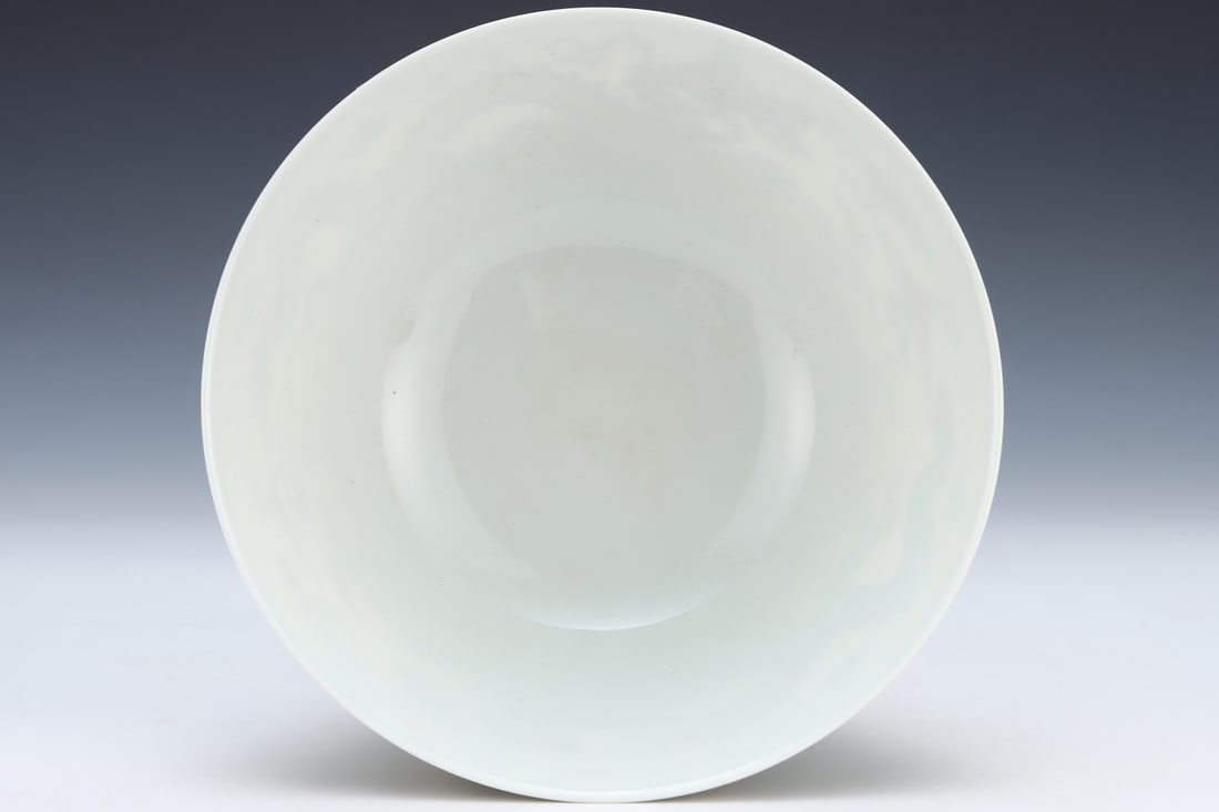 An Exquisite Doucai Dragon Pattern Bowl - 8