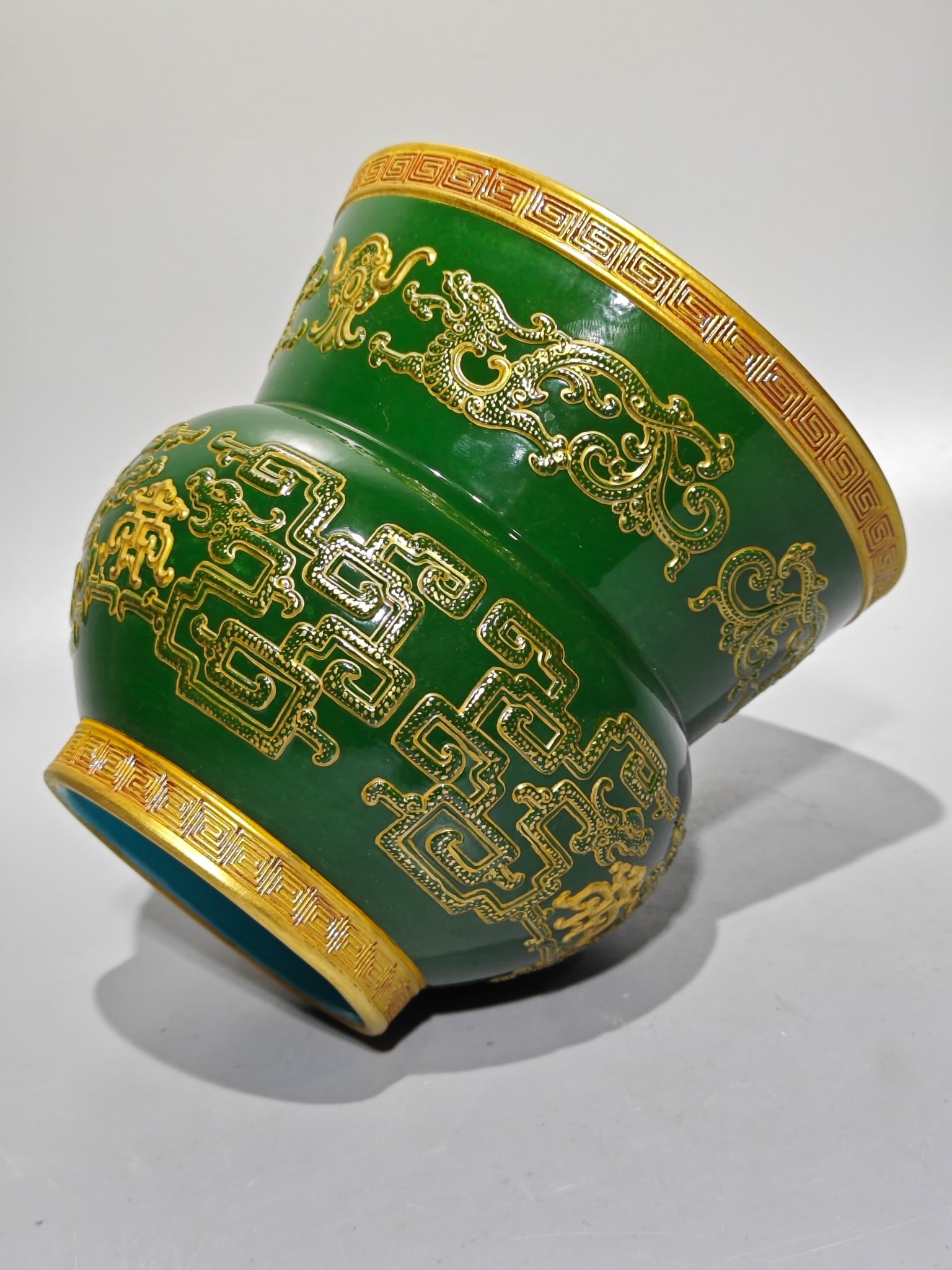 An Exquisite Green Glazed Dragon Pattern Vase - 5