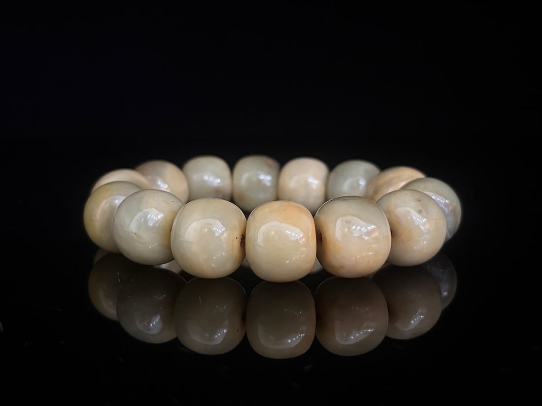 An Exquisite White Jade Bracelets - 3