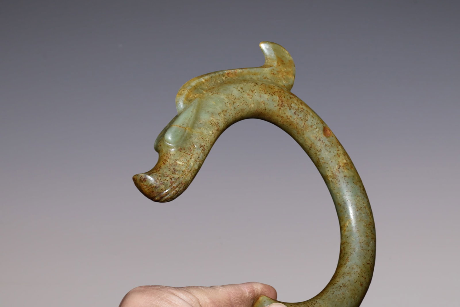 An Exquisite Hemo Jade Dragon - 4