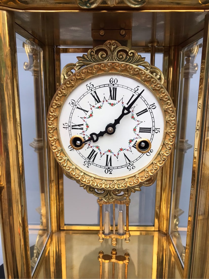 An Exquisite Gilt Bronze Clock - 7