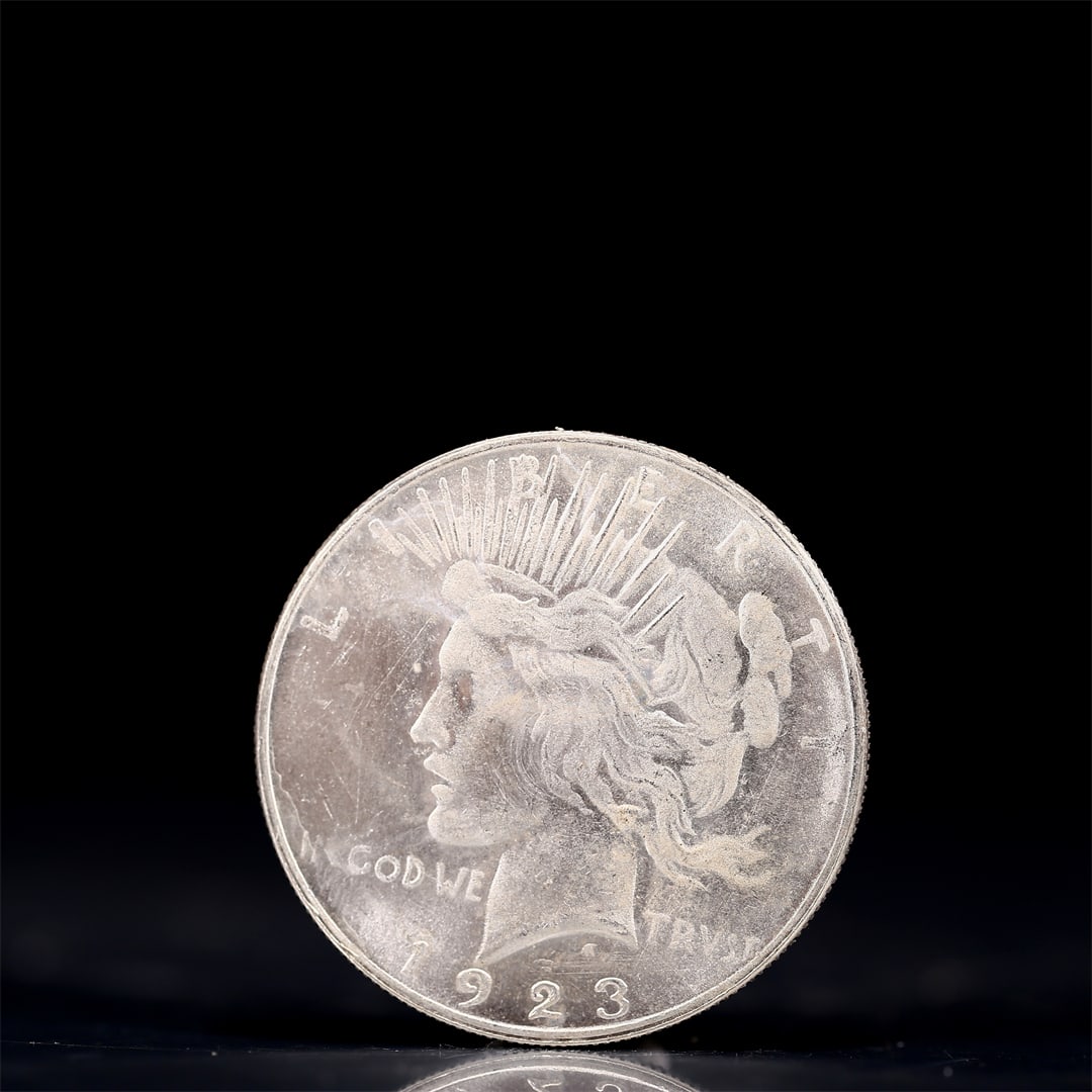 Liberty In God We Trust 1923 Sterling Silver One Dollar Coin (1 of 2)