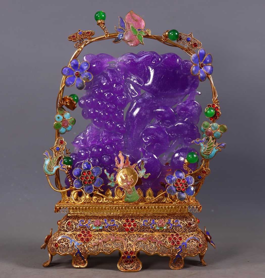 An Exquisite Gilt Bronze Inlaid Jadeite Rockery Ornament (1 of 9)