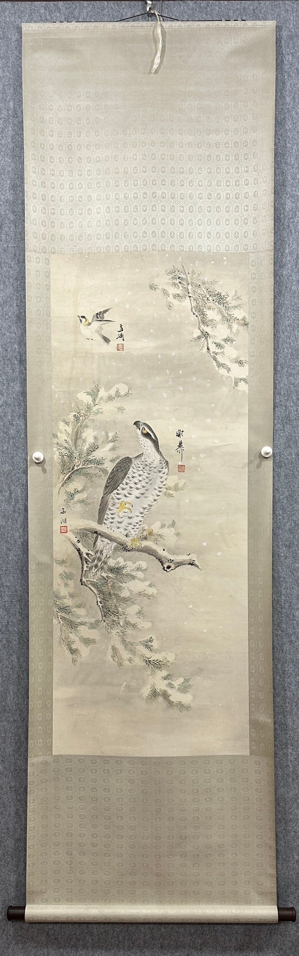 A Chinese Vertical Scroll Ink Painting of Flower and Bird on Paper: A Chinese Vertical Scroll Ink Painting of Flower and Bird on Paper Wang xuetao Xie zhiliu Xi hu Without frame Size:20.5inx52in王雪涛 谢稚柳 西湖花
